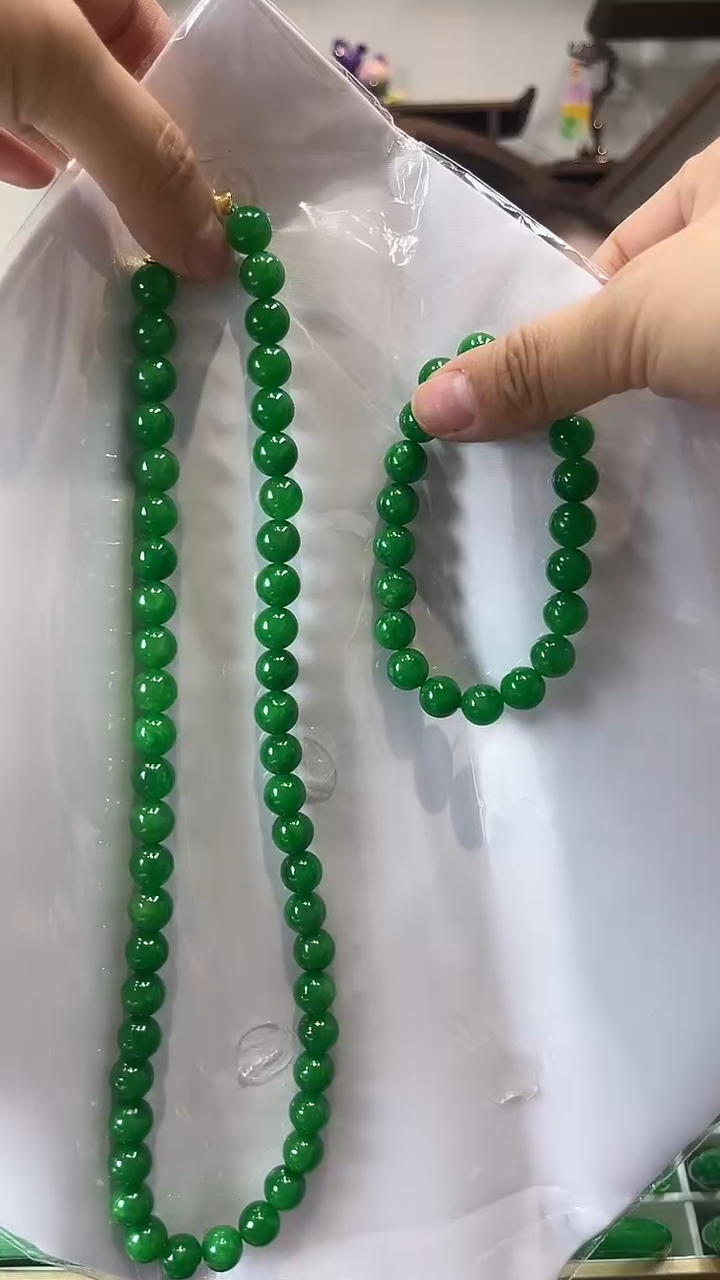 【闪购商品】砖雕闪11 辣阳绿项链+手串