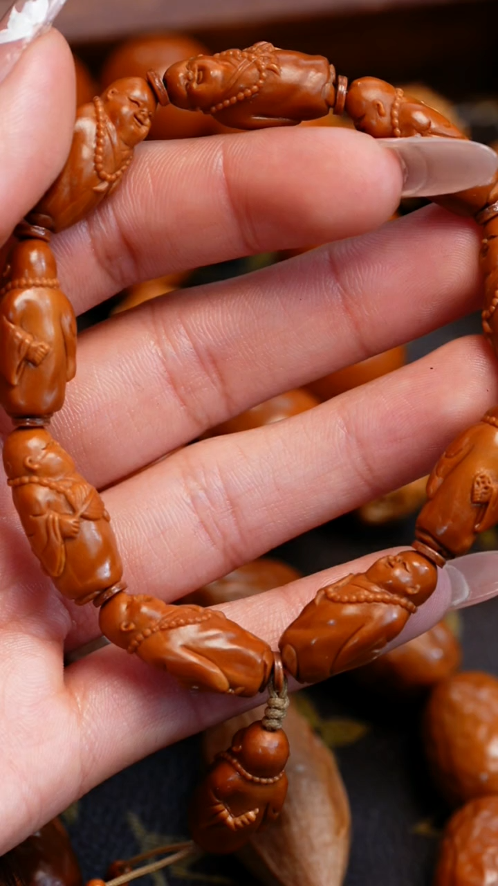 【闪购商品】橄榄核吊坠苏工橄榄核