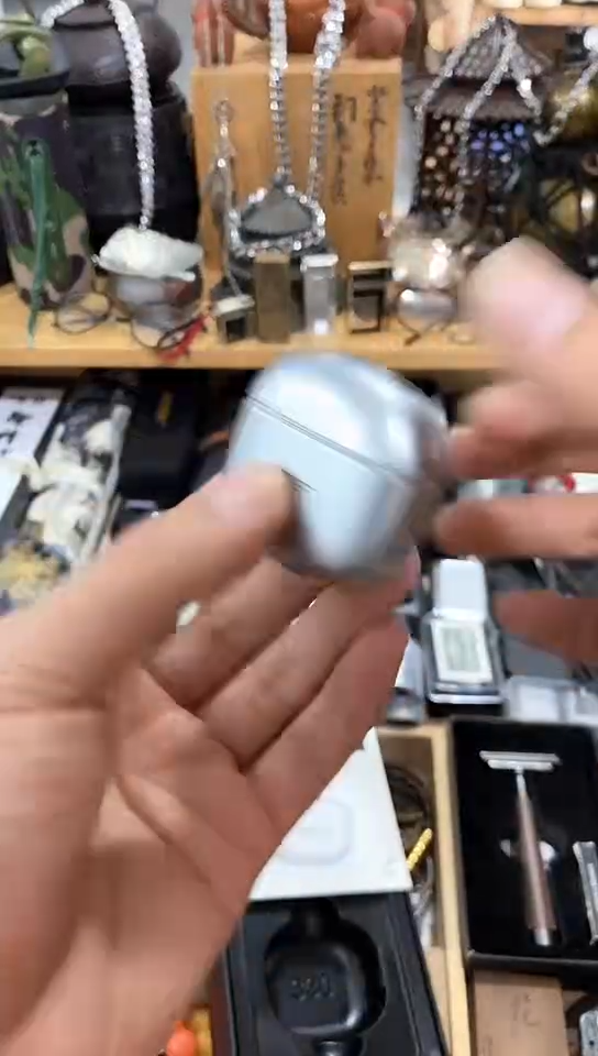 瓷片闪购商品  如图所示