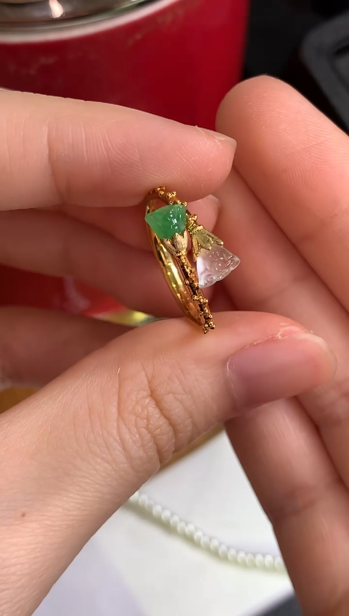 【闪购商品】翡翠18K金镶嵌戒指莲蓬戒指