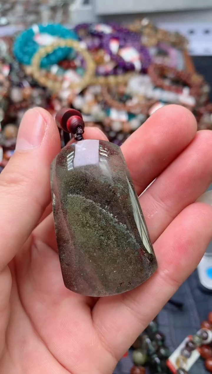 未镶嵌吊坠(赠链)水晶70
