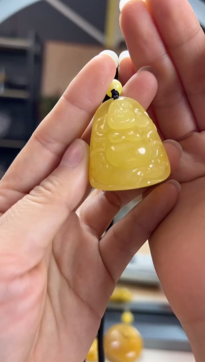 【闪购商品】琥珀裸石未镶嵌蜜蜡吊坠