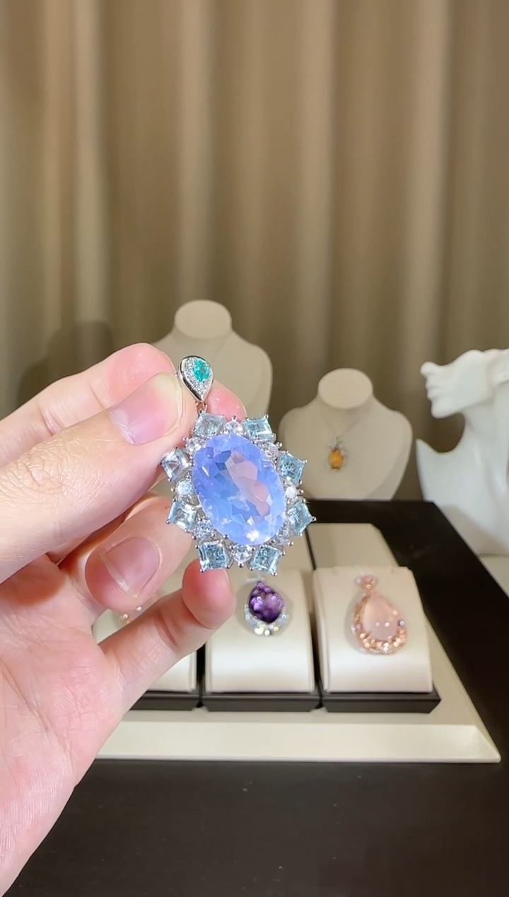 【闪购商品】紫晶颈饰银S925镶嵌13*18mm薰衣草