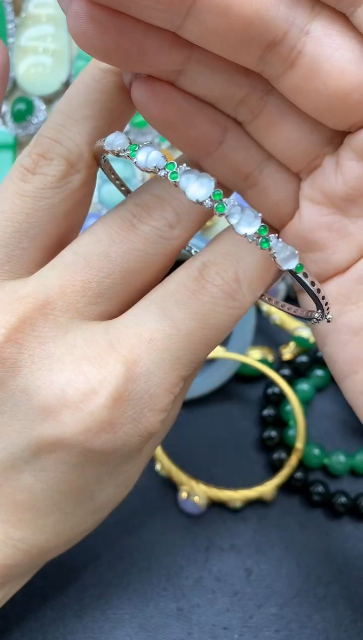 【闪购商品】翡翠手镯18K金镶嵌440-中国好珍宝