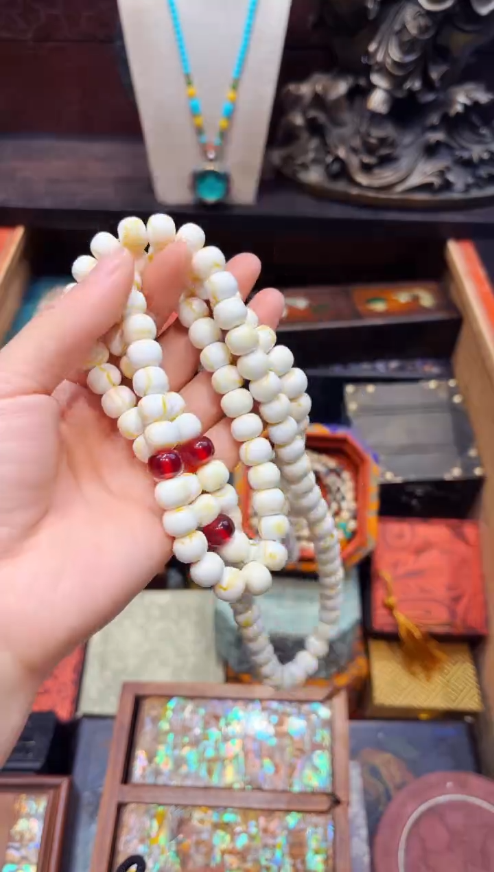 【闪购商品】蜜蜡裸石未镶嵌欣妹专属精选链接b15157860