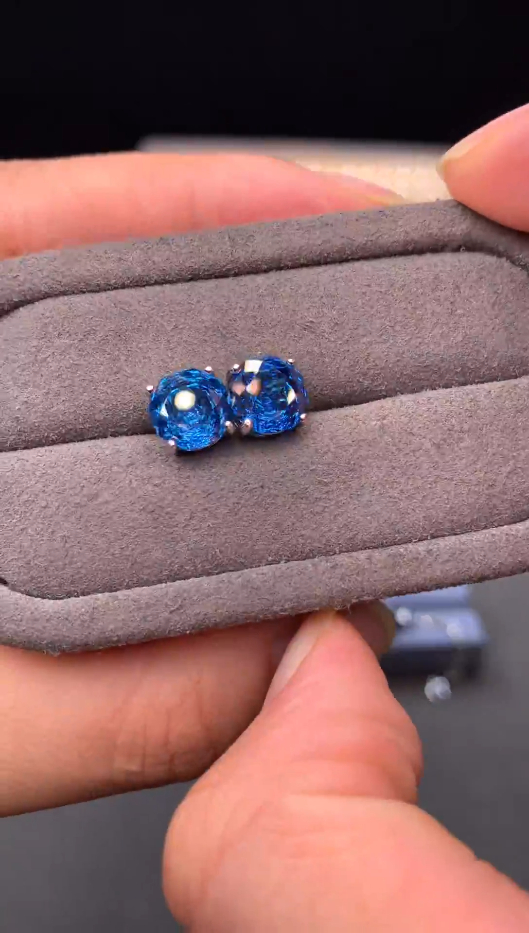 银S925镶嵌托帕石耳饰111111