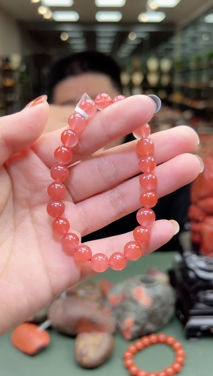【闪购商品】南红玛瑙手串未镶嵌单圈手串一条约8mm 多样性发货