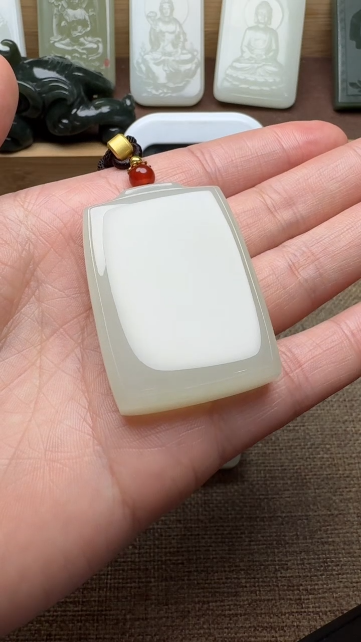 【闪购商品】和田玉颈饰未镶嵌一朵如花