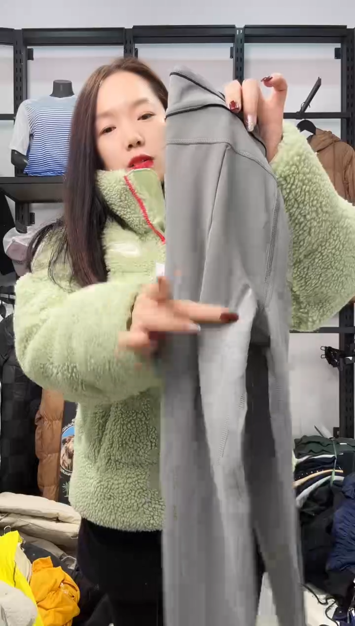 2102 闪购编码  运动卫衣裤以直播间过款为准 尺码M
