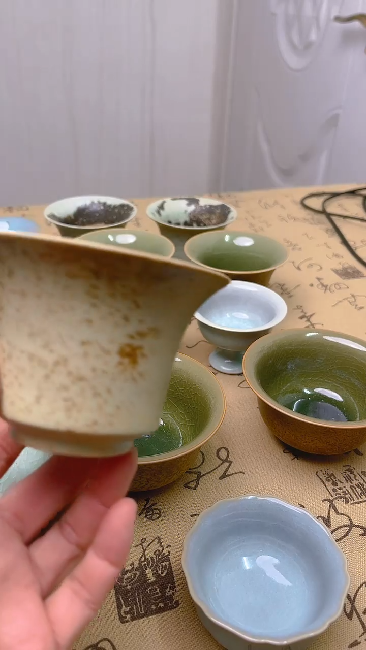 【闪购商品】瓷片原生态原矿双色釉杯子