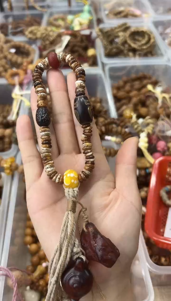 星月菩提手串卡8天然泥鳅背火烧云手持