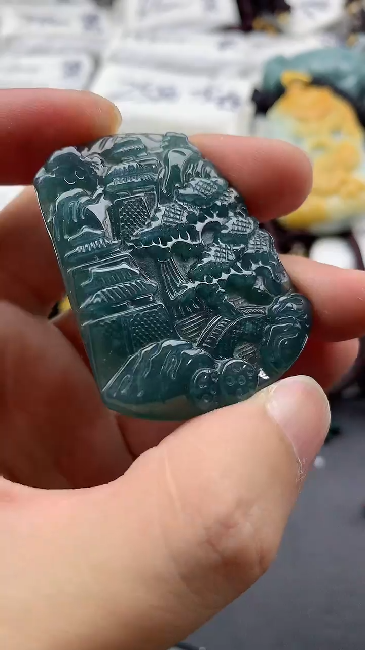 【闪购商品】翡翠未镶嵌颈饰555555555555