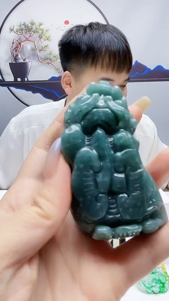 未镶嵌定制翡翠毛货挂件65