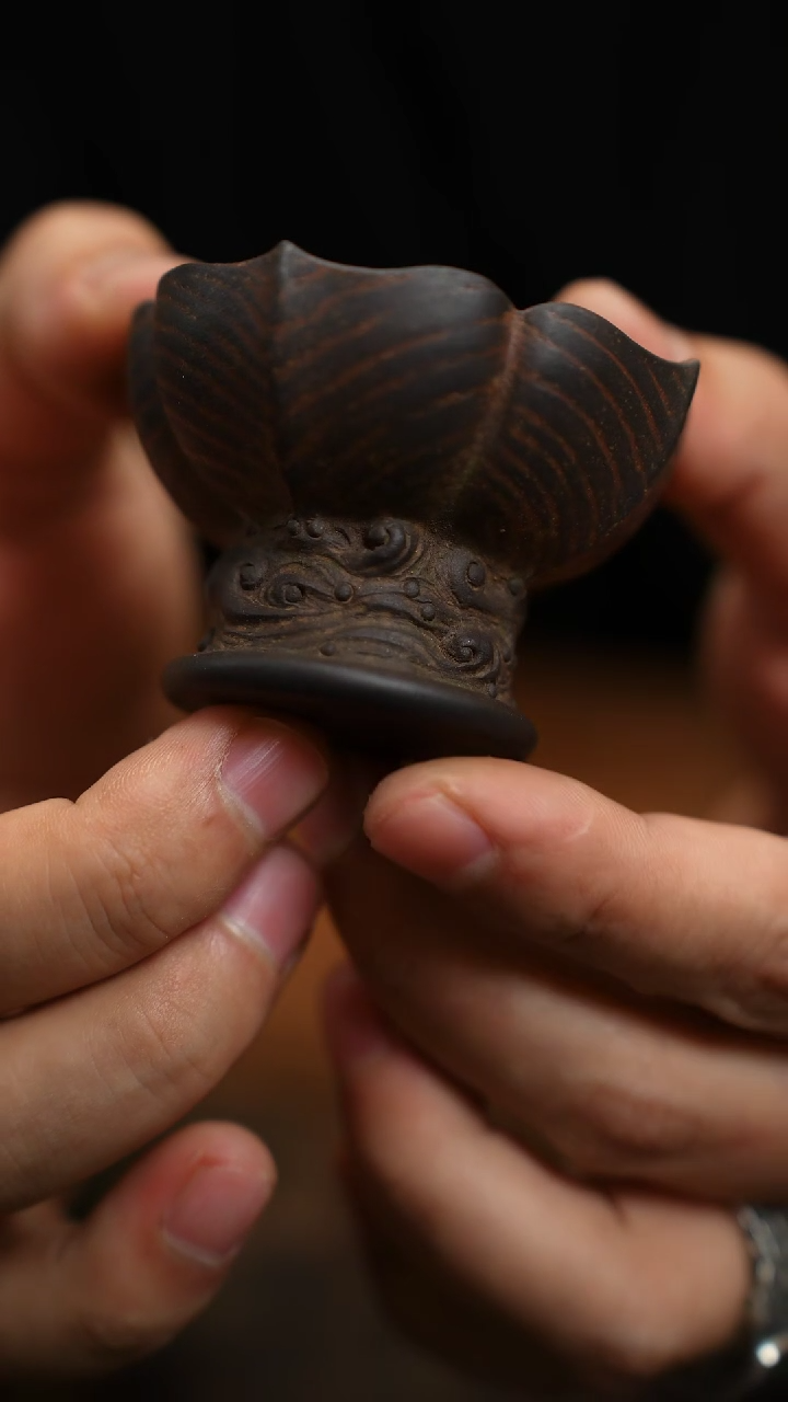 【闪购商品】曾成紫砂手捏作品小主人杯160