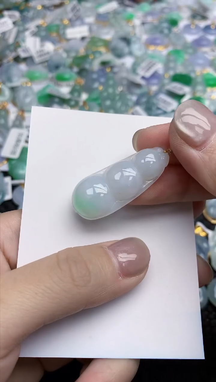 【闪购商品】翡翠颈饰18K金镶嵌天然翡翠A货