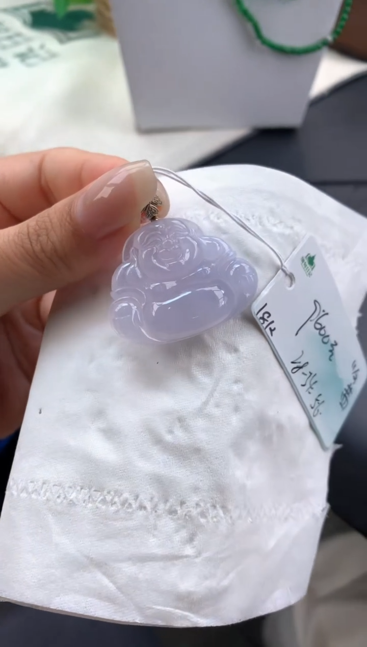 【闪购商品】翡翠颈饰未镶嵌女神节#送礼#，下单联系客服核对地址~