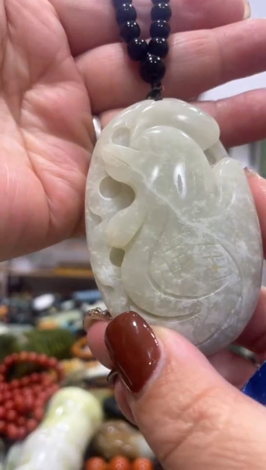 未镶嵌岫玉挂件 