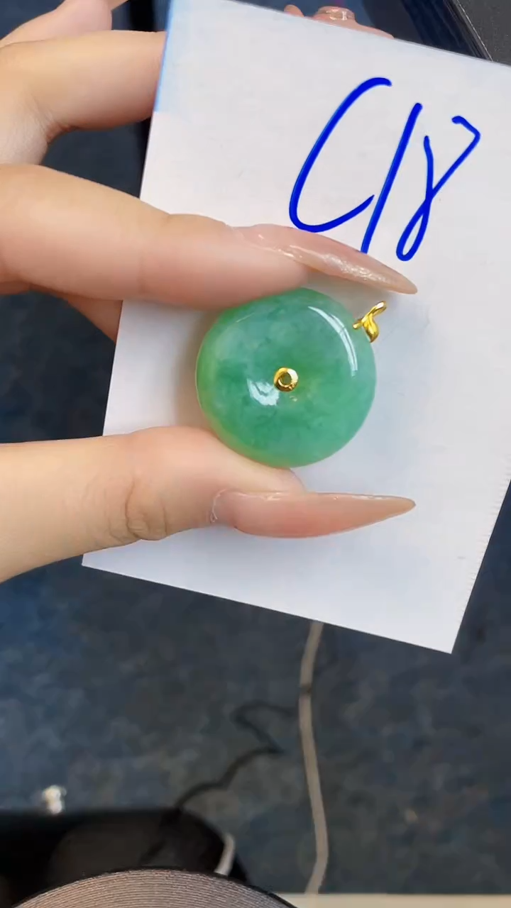 【闪购商品】翡翠颈饰18K金镶嵌00000000