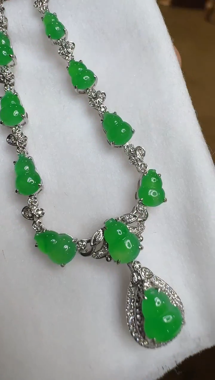 【闪购商品】翡翠套链18K金镶嵌多样性团购发一件