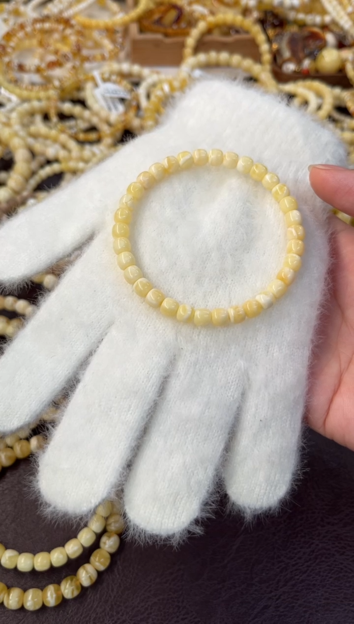 裸石琥珀未镶嵌炙*.蜜蜡手串