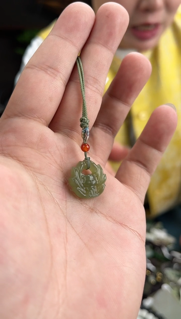 【闪购商品】和田玉颈饰未镶嵌多样性发货，一物一拍