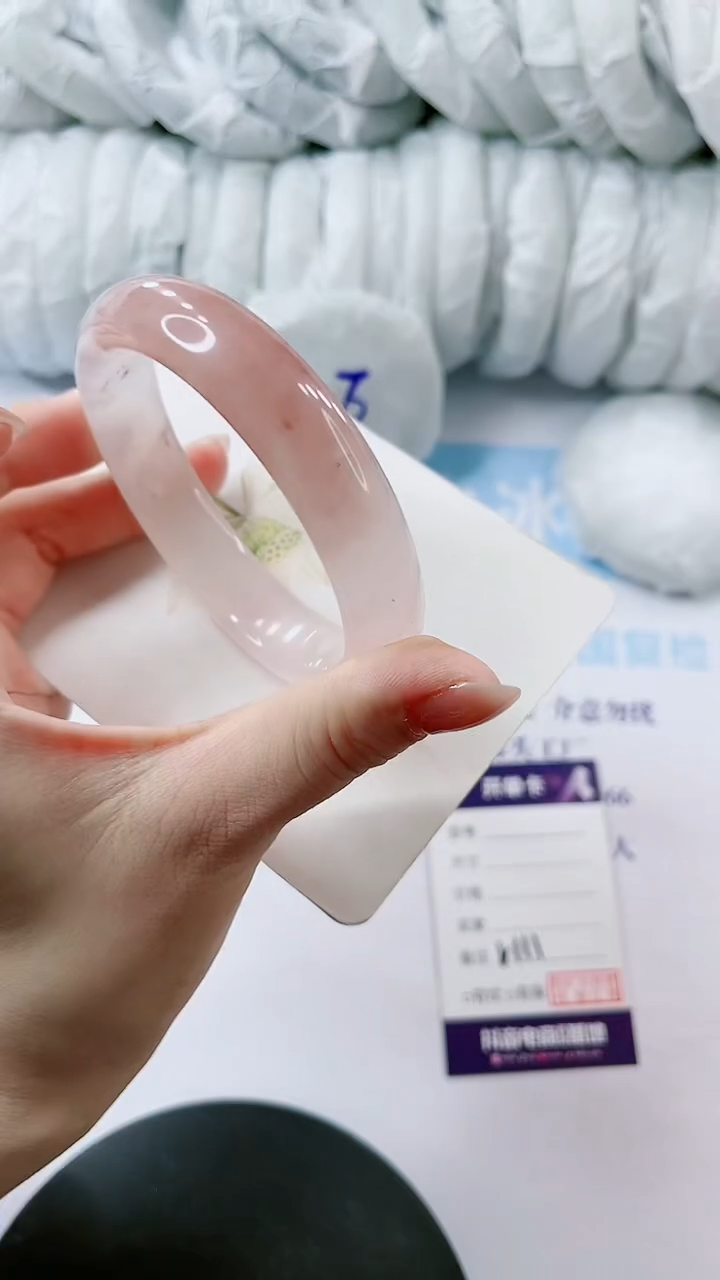 【闪购商品】石英质玉手镯未镶嵌多样性发货V111