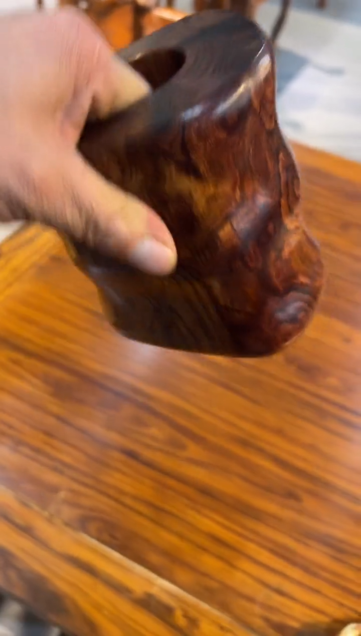 【闪购商品】花梨木类木雕随行笔筒