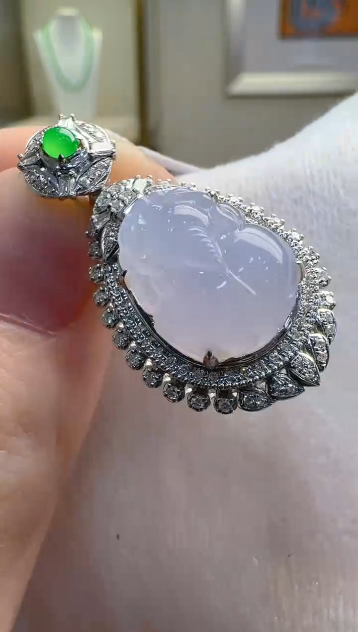 【闪购商品】翡翠吊坠(不含链)18K金镶嵌多样性发货拍一发一