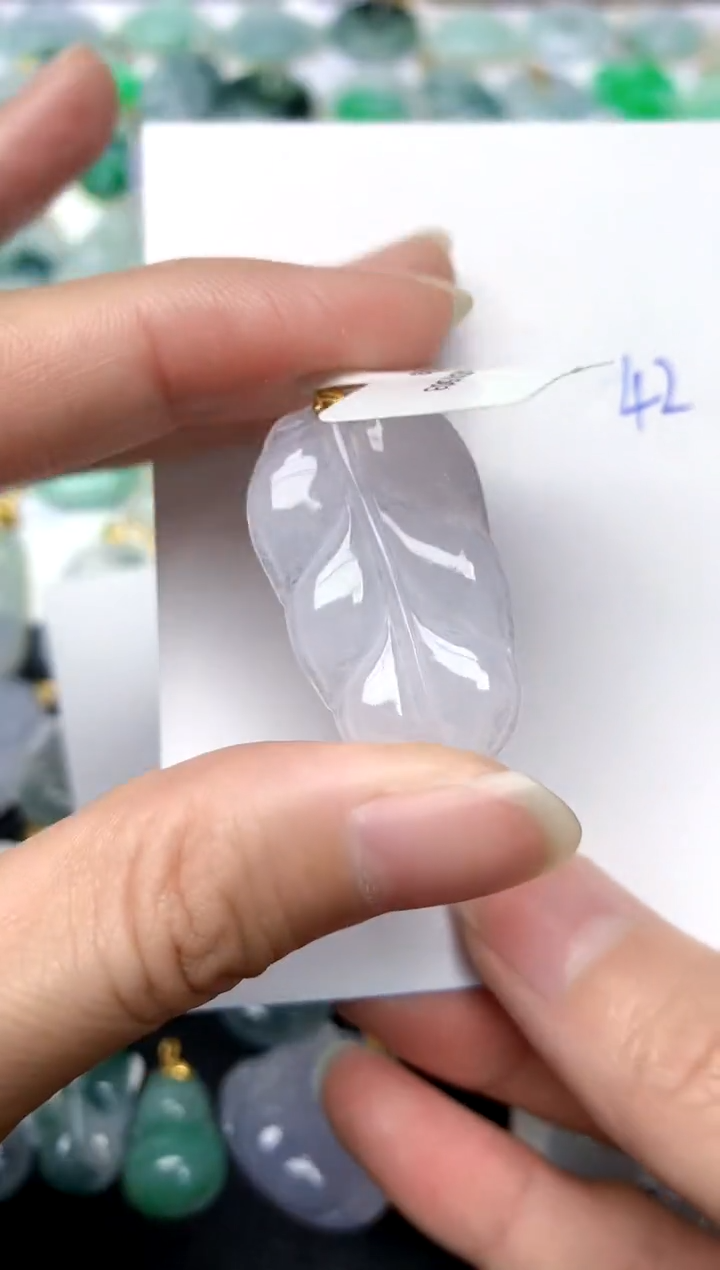 【闪购商品】翡翠颈饰18K金镶嵌42天然A货翡翠