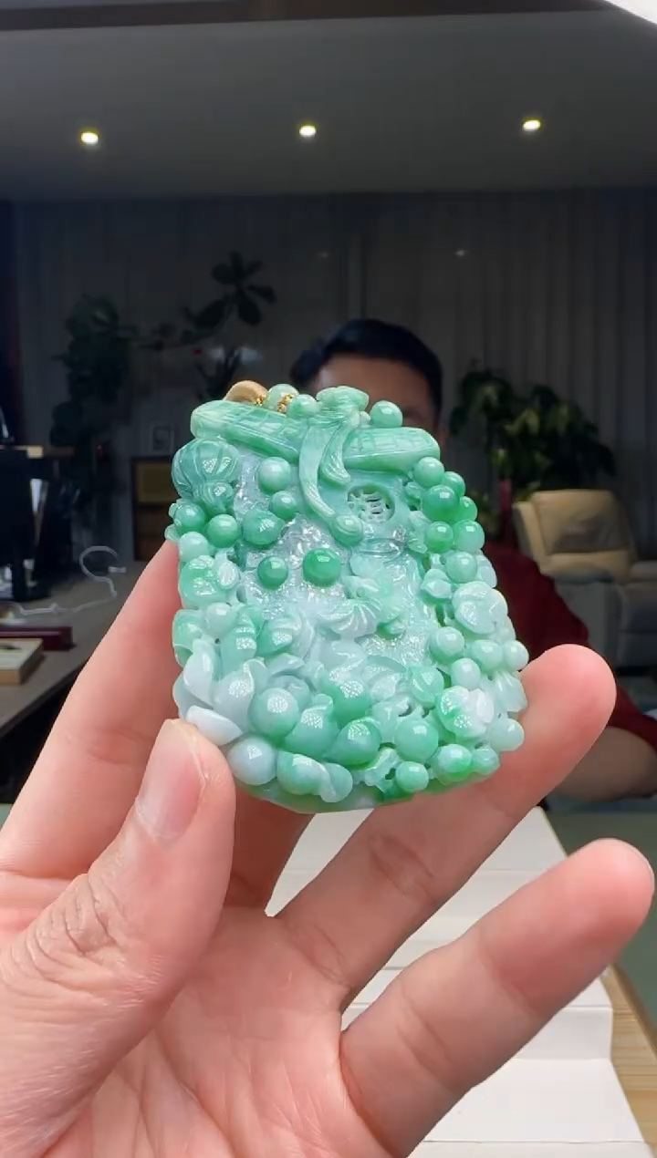 【闪购商品】翡翠颈饰未镶嵌DY@@960Q3J15407