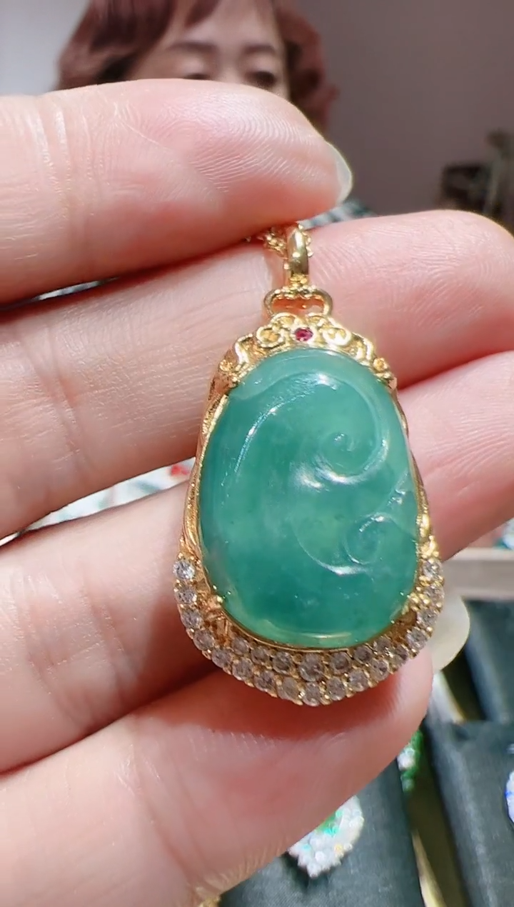 【闪购商品】翡翠颈饰未镶嵌202511625