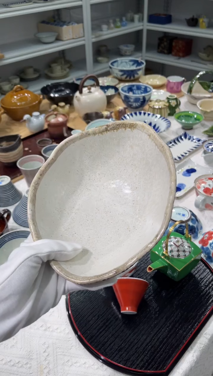 瓷片孤品 渕茶粉引 异形中钵