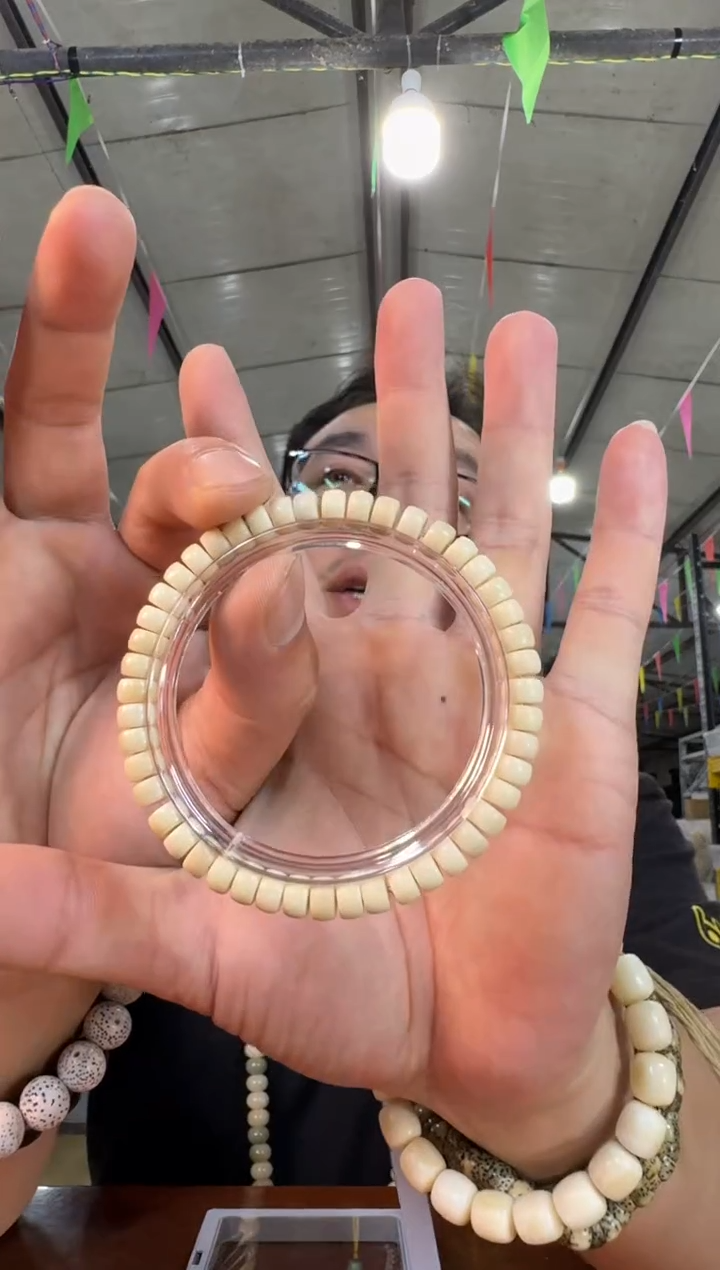 白玉菩提手串A19实物为准7*4