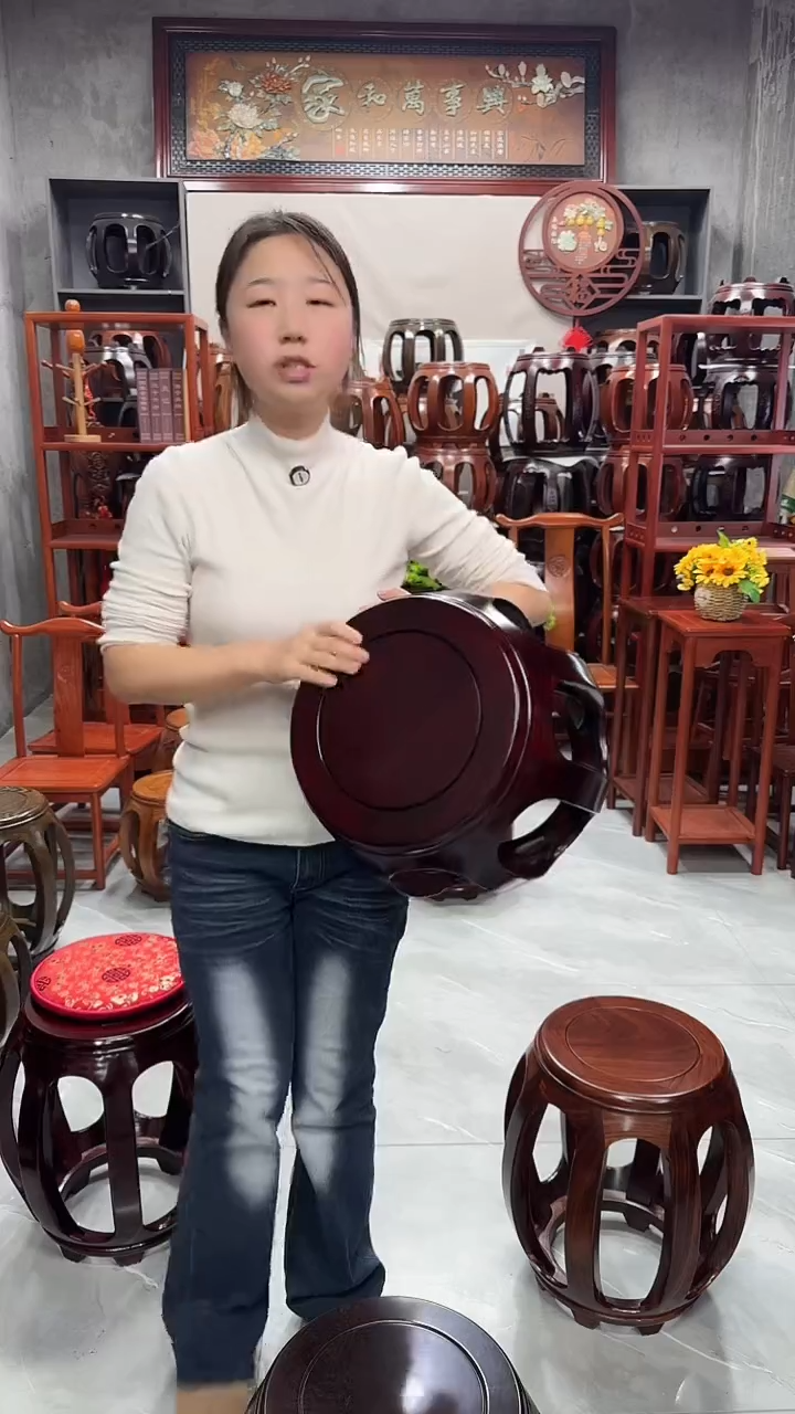 花梨木类家具 酸枝色小号鼓凳一对（两条）