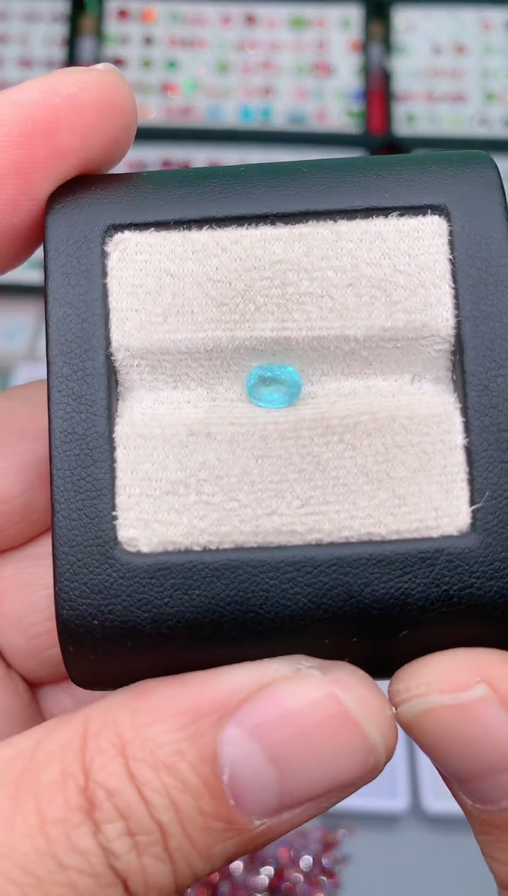 【闪购商品】帕拉依巴碧玺裸石未镶嵌0.63ct