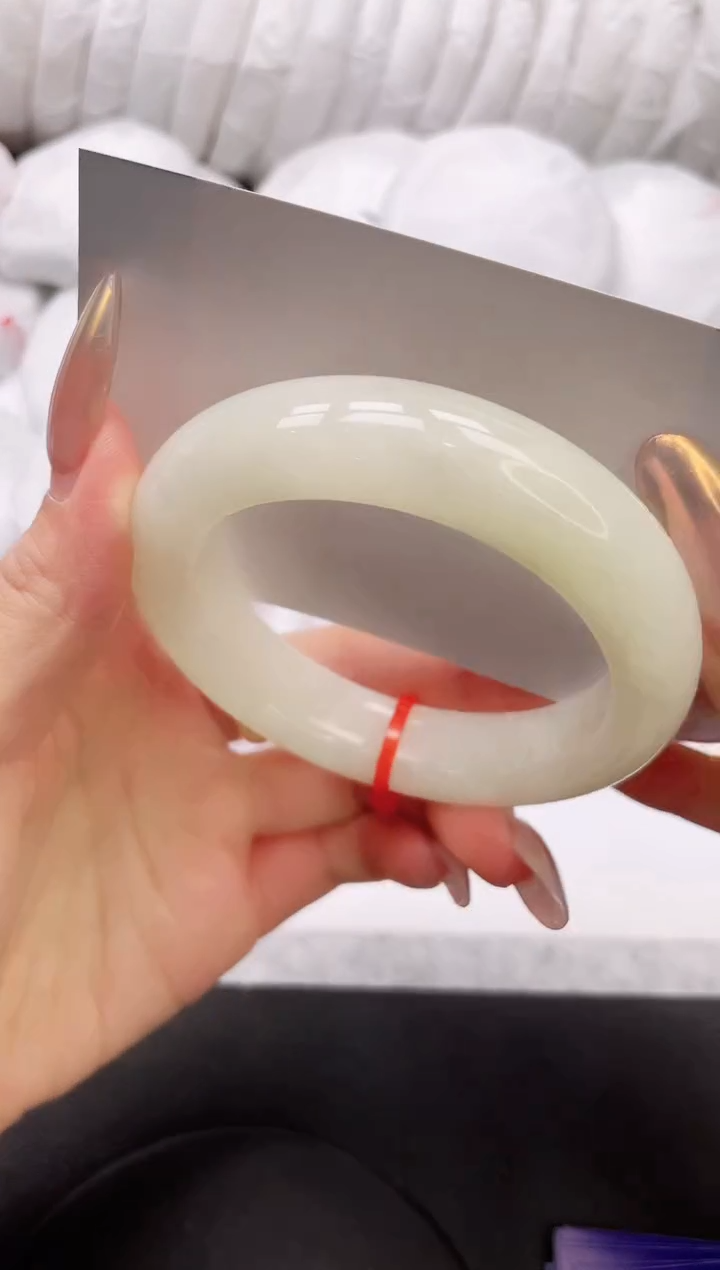 【闪购商品】和田玉手镯未镶嵌18L329-56