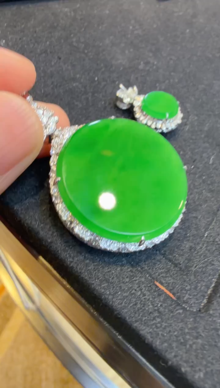 吊坠(不含链)18K金镶嵌翡翠多样性团购发一件