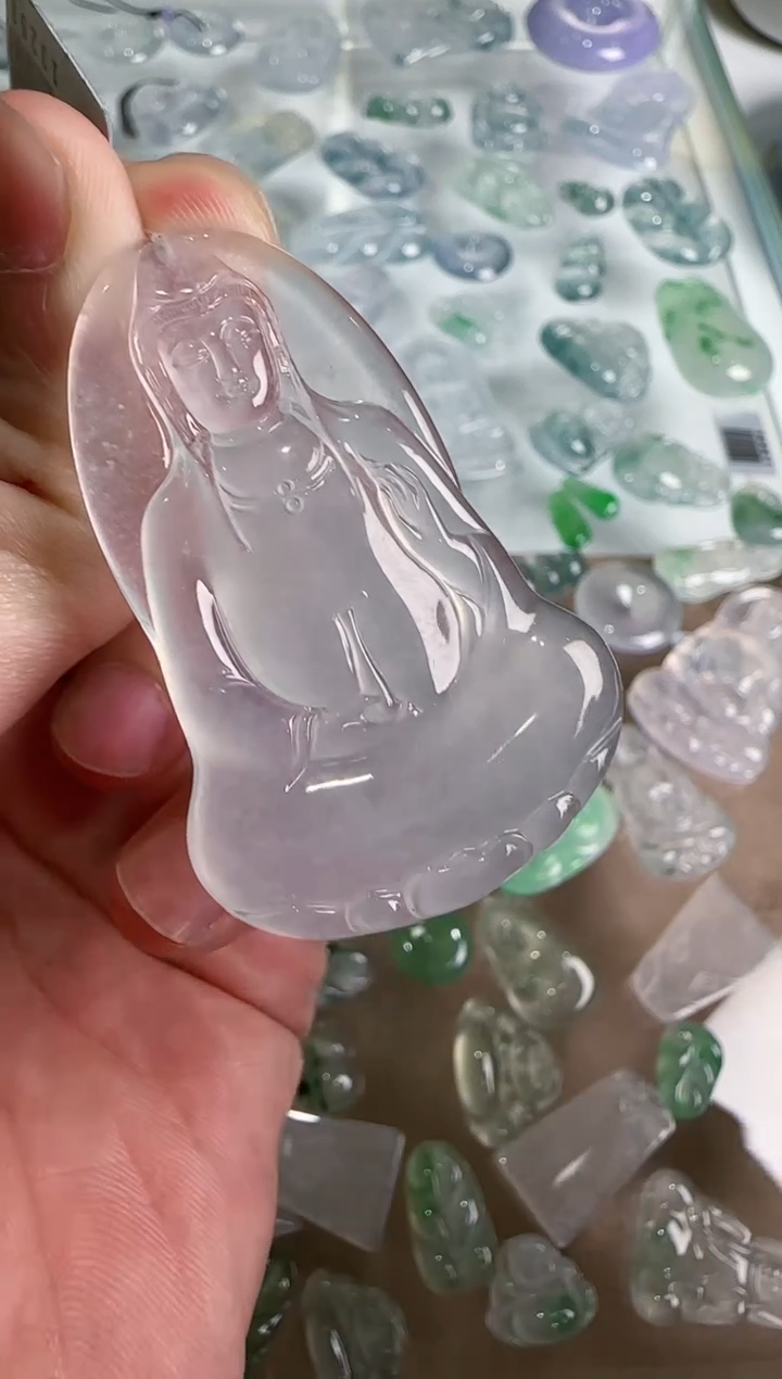 【闪购商品】翡翠吊坠(不含链)未镶嵌··