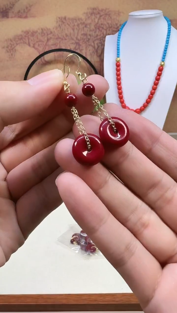 14K金镶嵌耳钉玛瑙/玉髓E106 