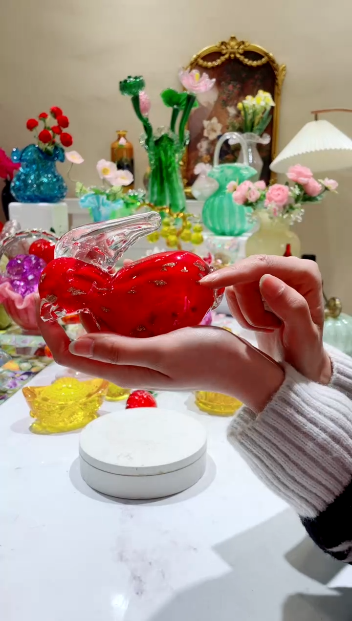 【闪购商品】琉璃手工艺品红色兔子  微瑕