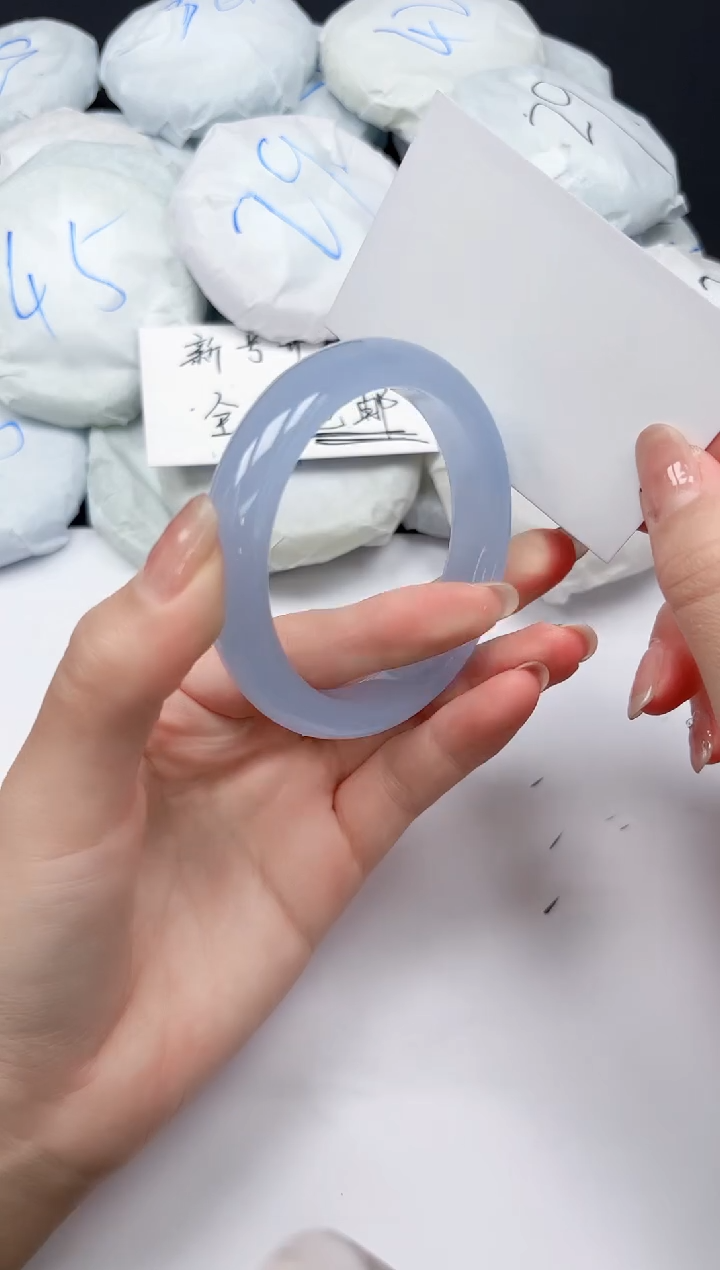 未镶嵌手镯石英质玉A104/5758