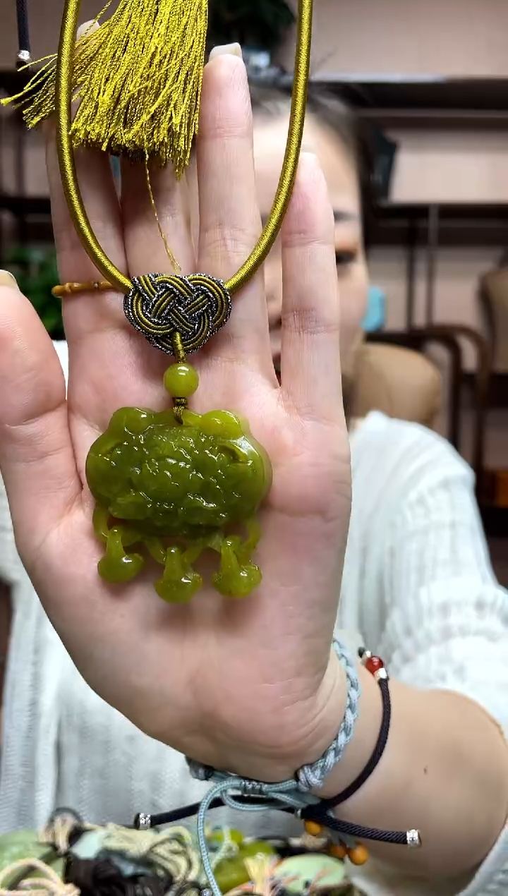 【闪购商品】岫玉吊坠未镶嵌·