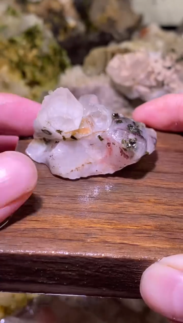 未镶嵌珠宝半成品水晶17号四川美姑超七花园水晶