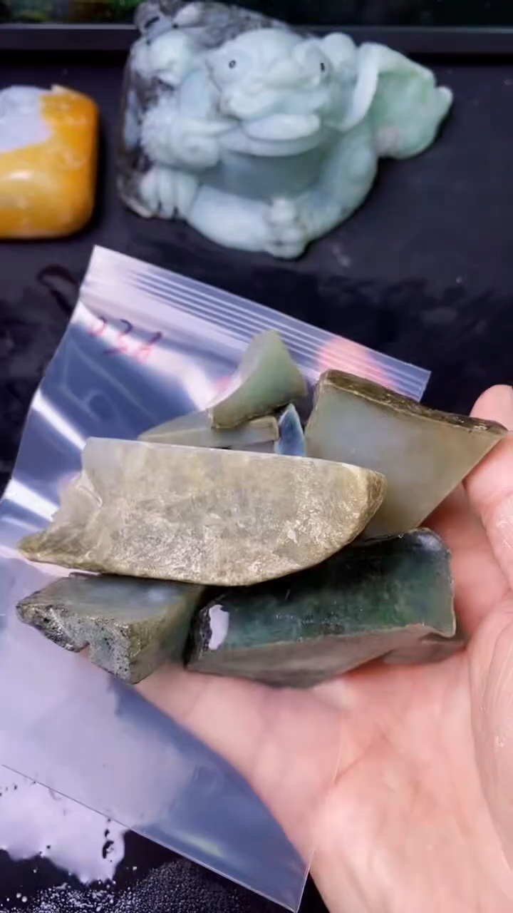 【闪购商品】翡翠颈饰未镶嵌036天然A货翡翠