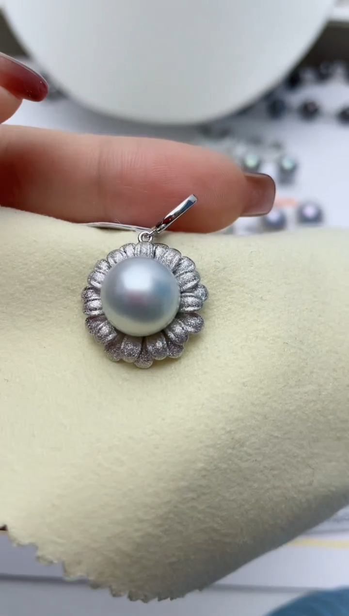 【闪购商品】海水珍珠颈饰银S925镶嵌W20