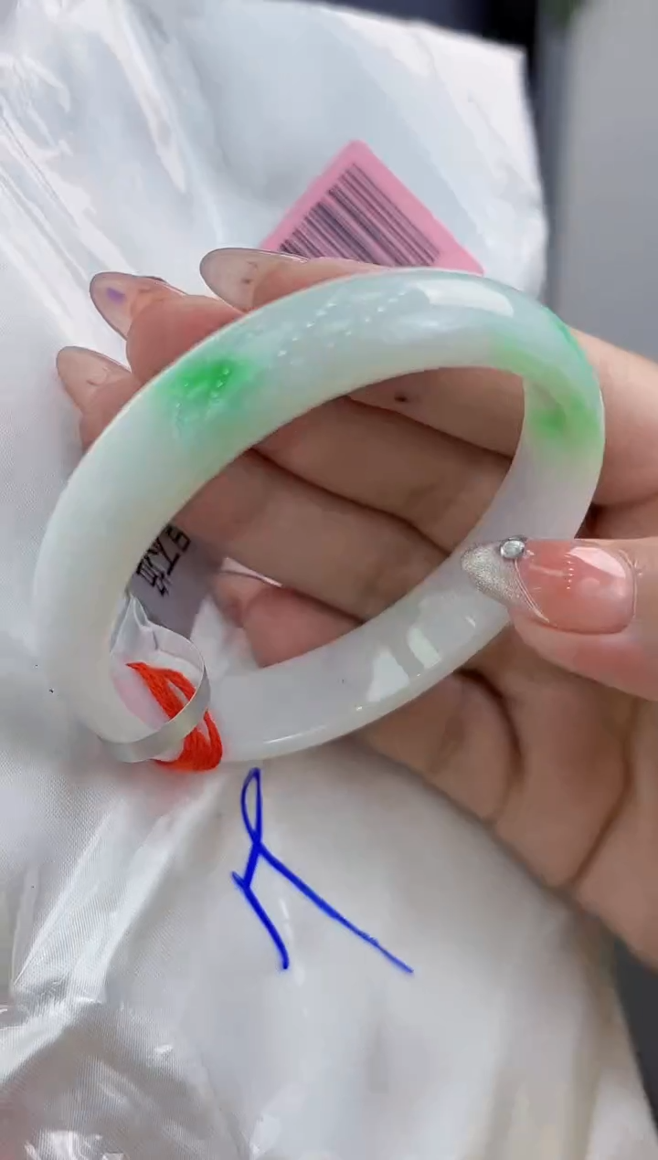 【闪购商品】翡翠手镯未镶嵌翡翠手镯