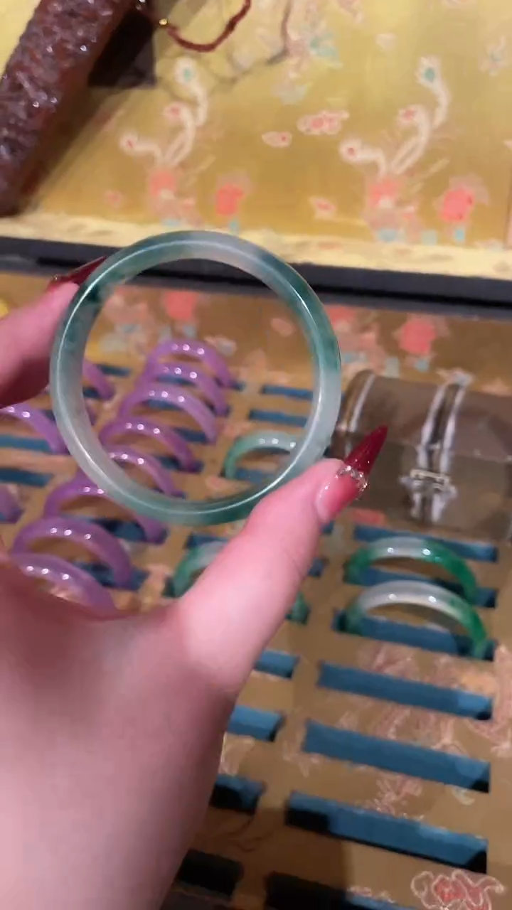 一一一一一一单个飘