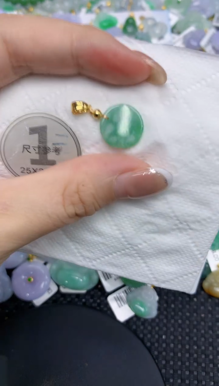 颈饰未镶嵌翡翠11111111