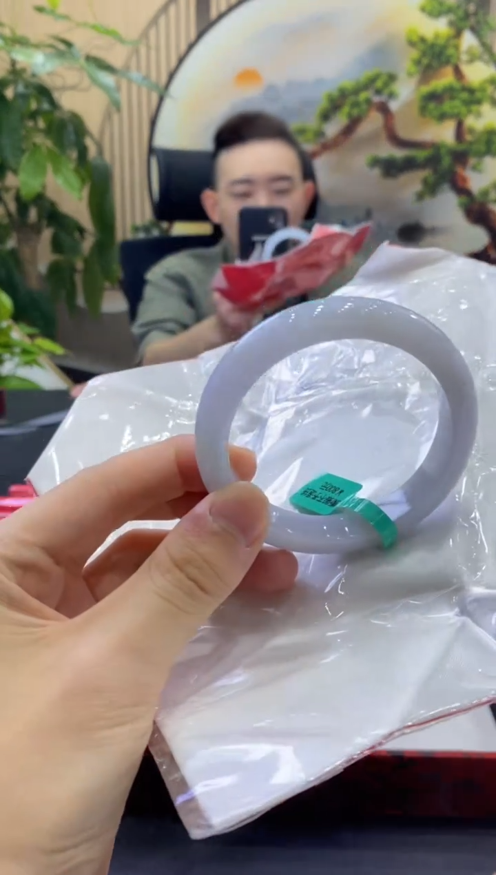 翡翠手镯未镶嵌1680