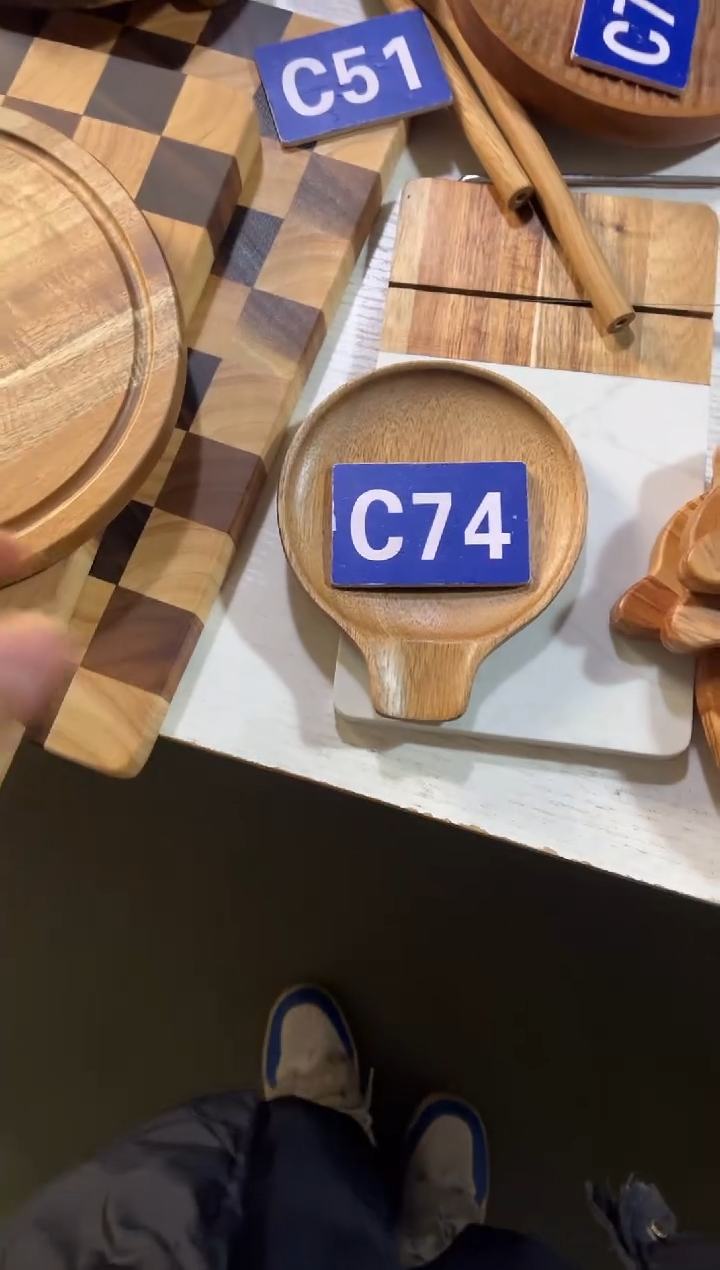 木闪购2025/12/18 C74